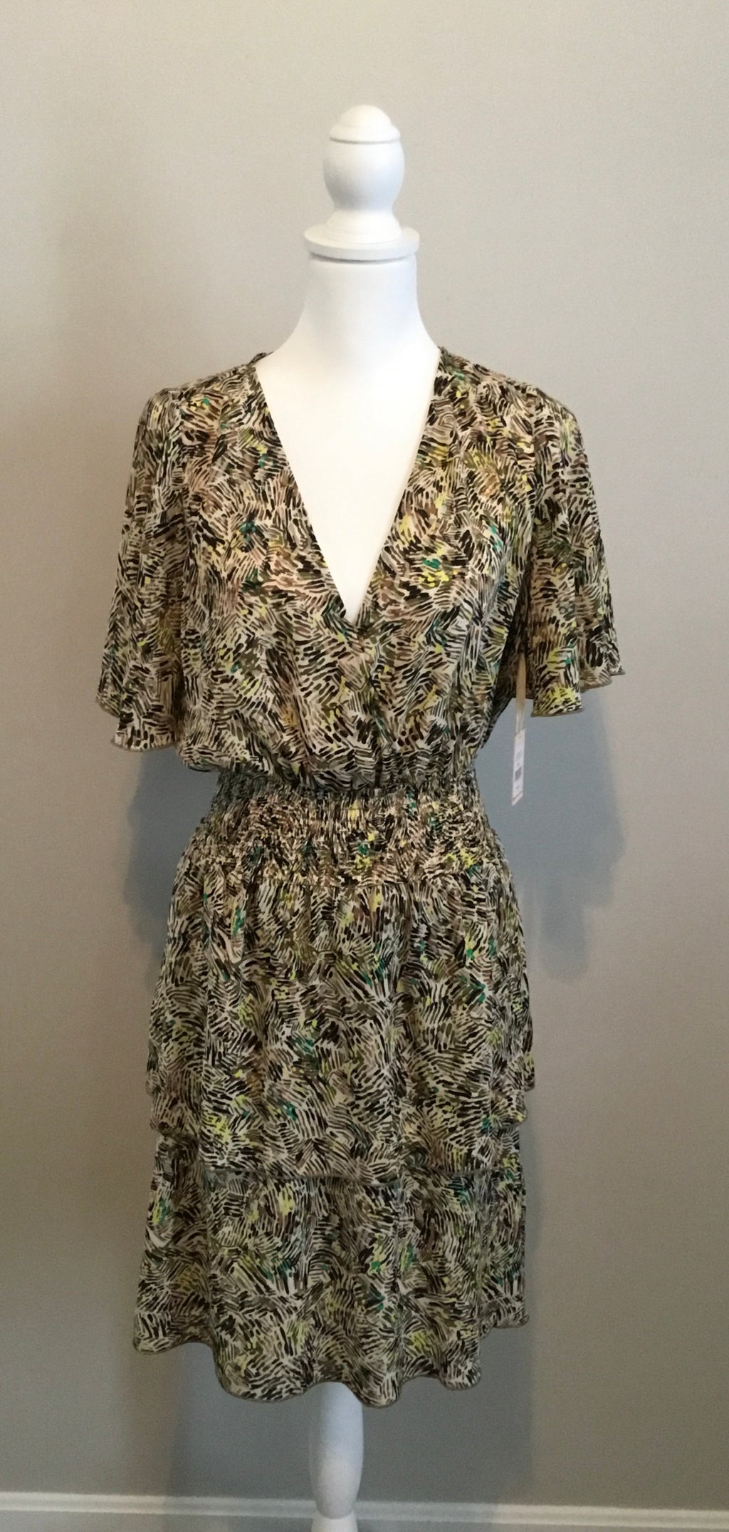 Blacktape Sz Small Ruffled Floral Dress