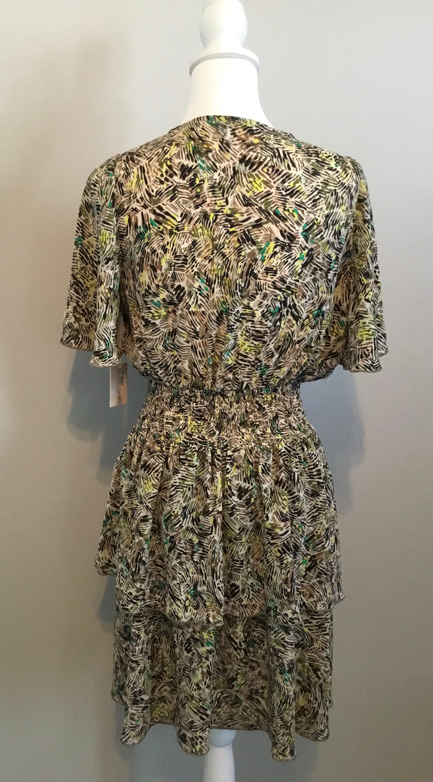 Blacktape Sz Small Ruffled Floral Dress