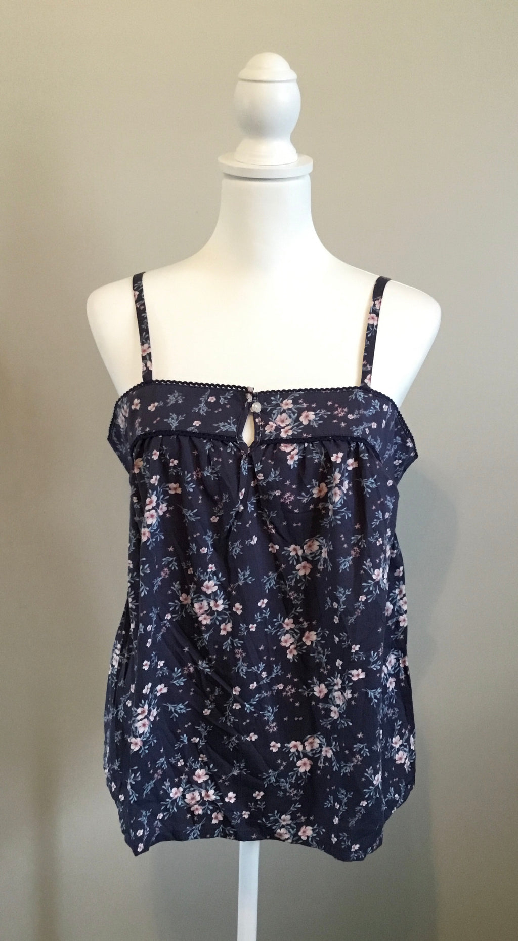 Old Navy Sz Medium Tall Halter Blue Floral