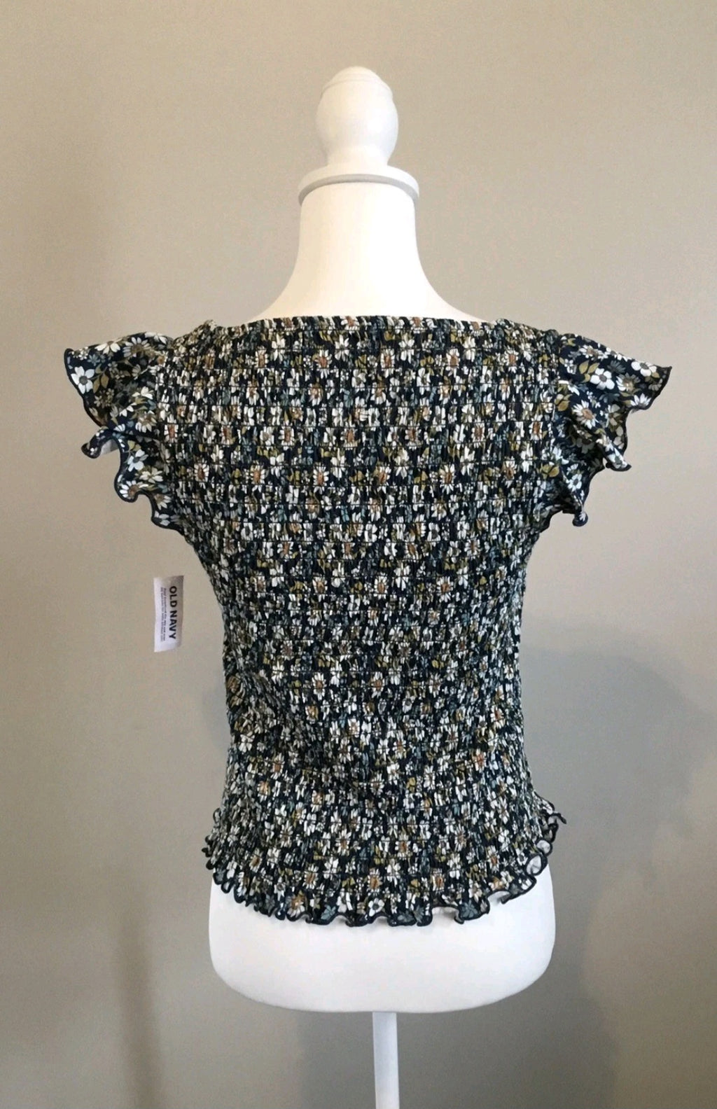 Old Navy Sz Medium Square Neck Crop Top