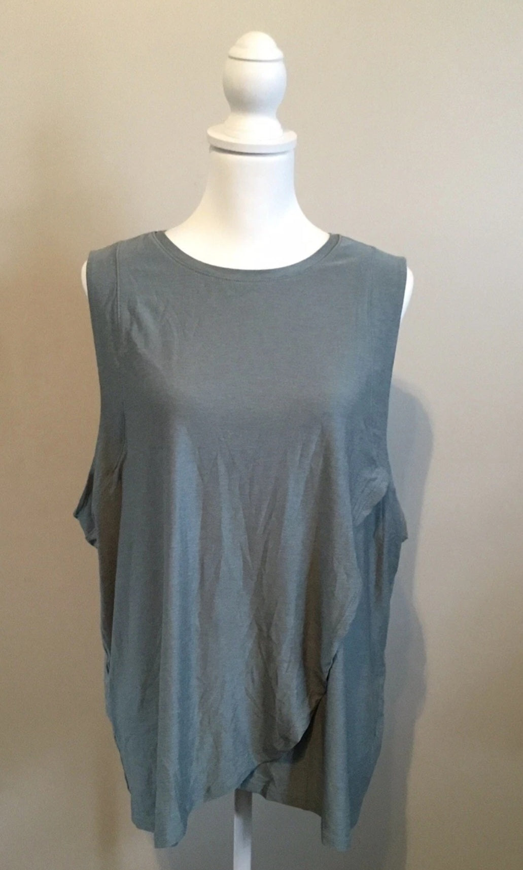 Old Navy Active Cloud 94 Quick Dry