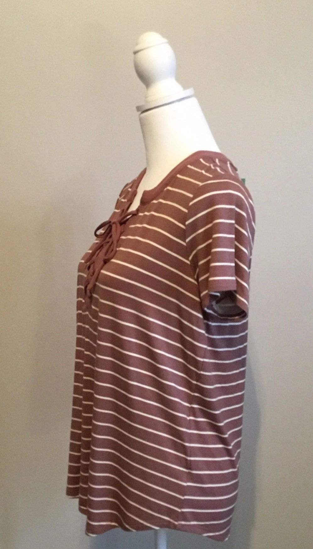 Maurices Mauve Tie Top Sz Medium
